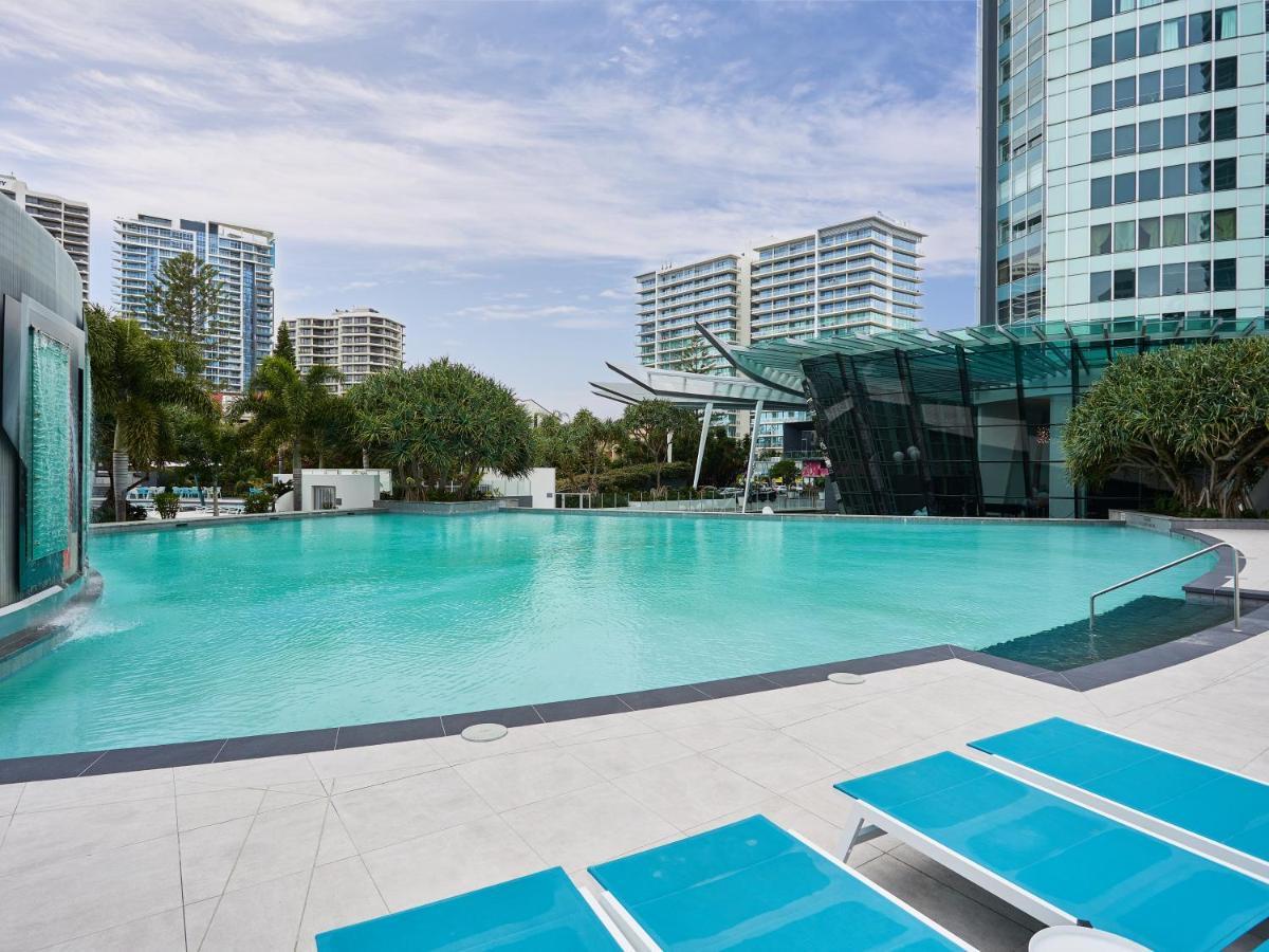 Serain Residences On 9 Hamilton Avenue ゴールドコースト エクステリア 写真