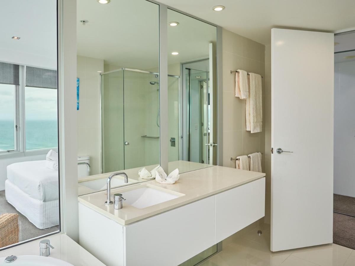Serain Residences On 9 Hamilton Avenue ゴールドコースト エクステリア 写真