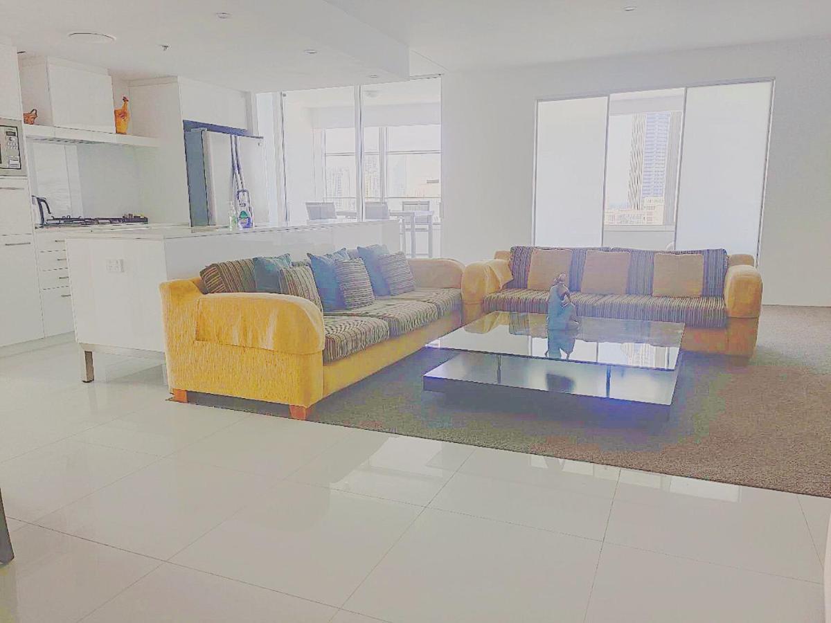 Serain Residences On 9 Hamilton Avenue ゴールドコースト エクステリア 写真