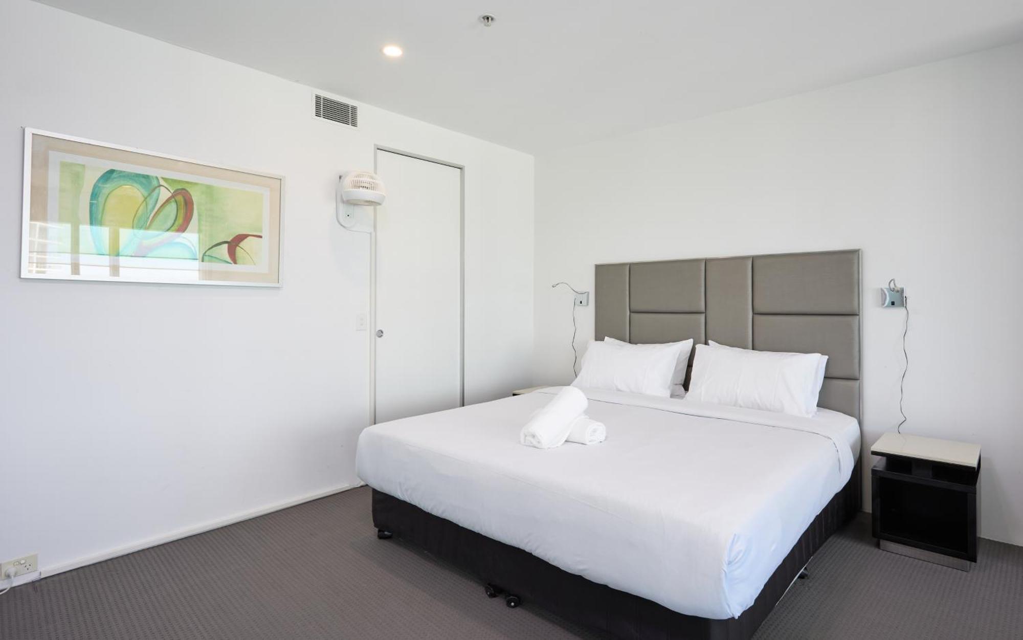 Serain Residences On 9 Hamilton Avenue ゴールドコースト エクステリア 写真