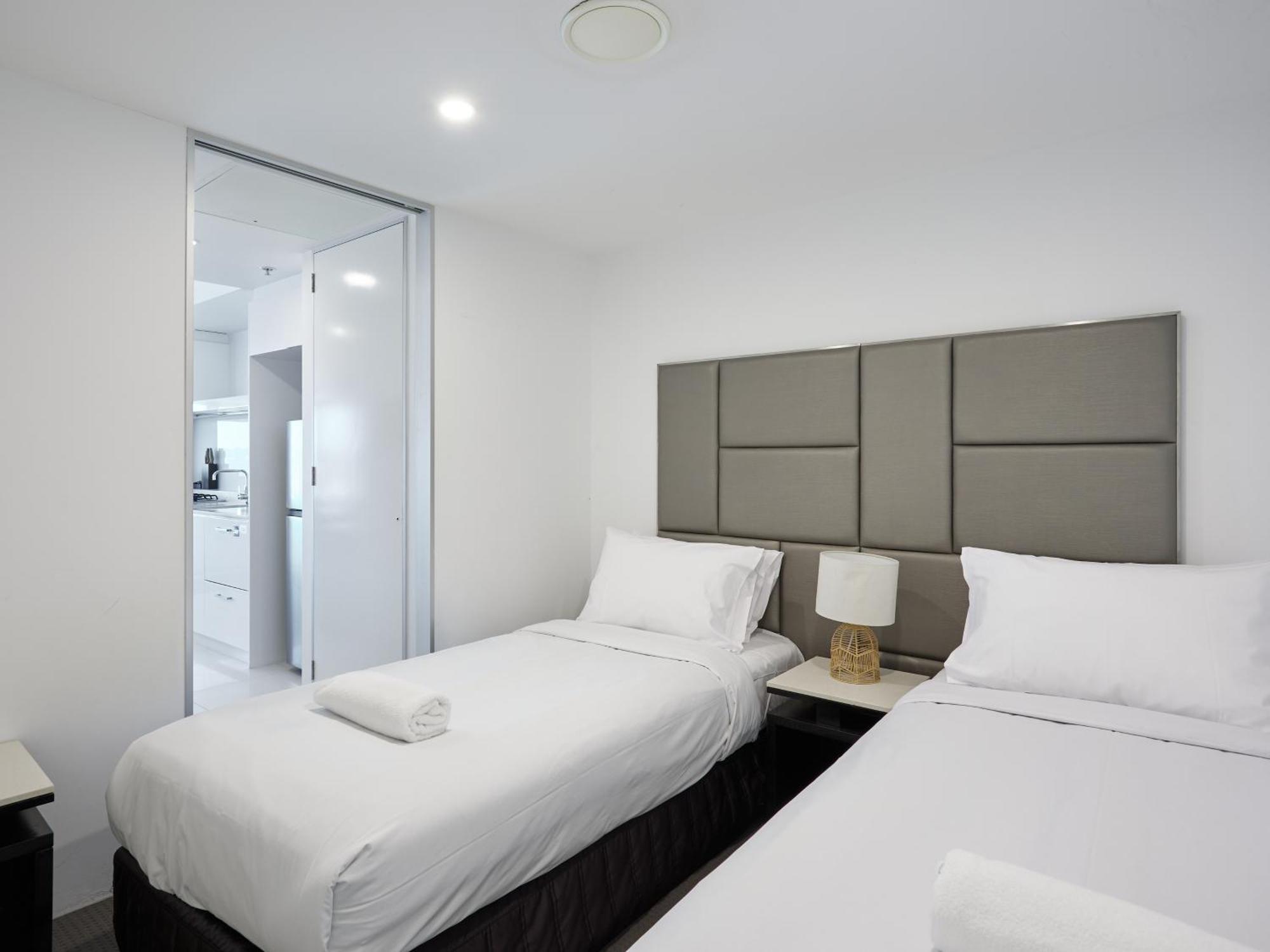 Serain Residences On 9 Hamilton Avenue ゴールドコースト エクステリア 写真