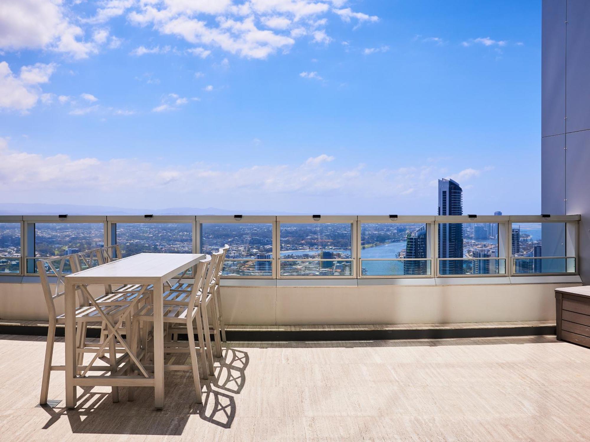 Serain Residences On 9 Hamilton Avenue ゴールドコースト エクステリア 写真